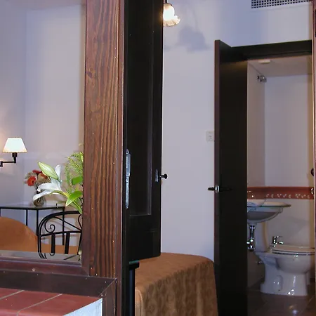 Boutique Puerta Del Rincon Готель 2*