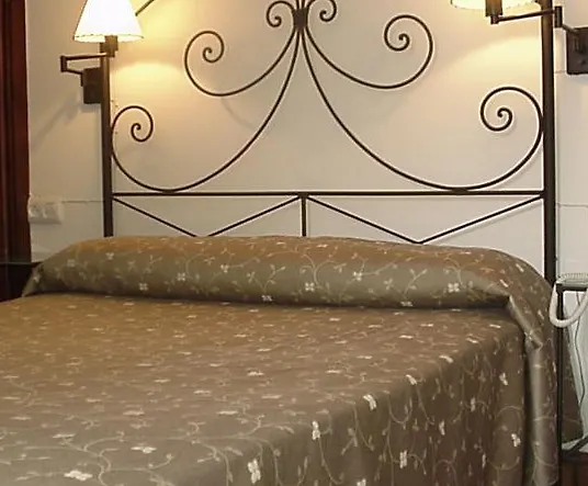 Boutique Puerta Del Rincón 2*