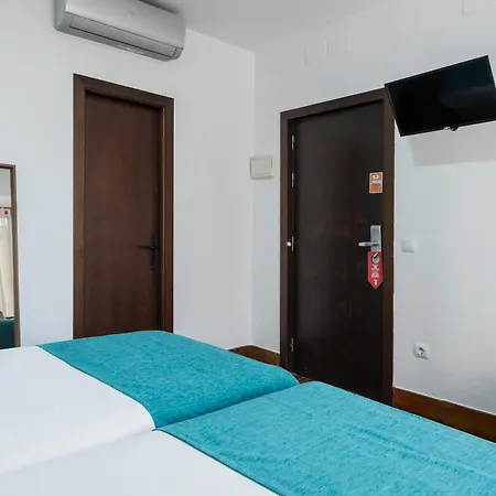 Boutique Puerta Del Rincon 2*