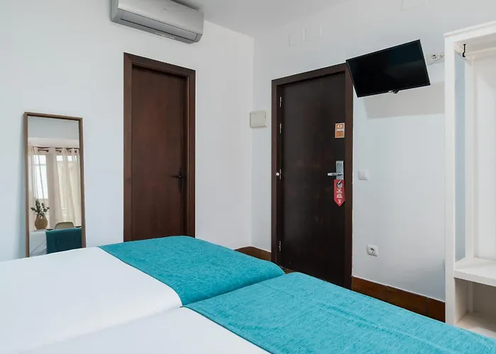 Boutique Puerta Del Rincon 2*